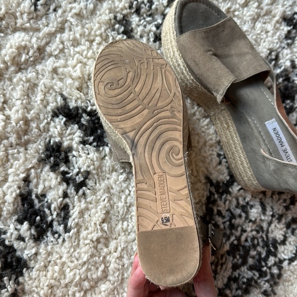 SOLD Steve Madden Espadrille Wedge Sandals - Picture 6 of 6
